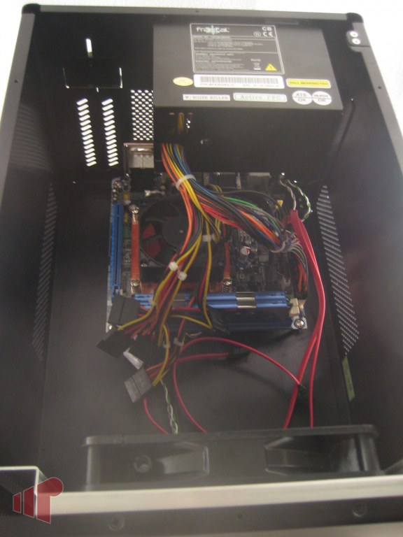 Fractal Design Array R2 Mini-ITX Chassis - Missing Remote